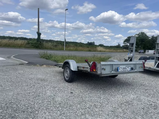 Remorque 750 kg — vue additionnelle